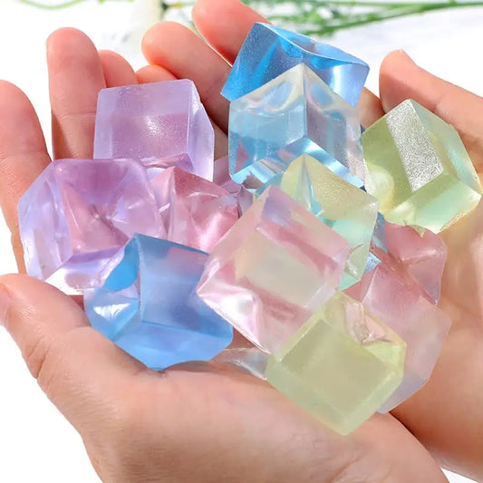 ❄️ Ice Cube Squishy