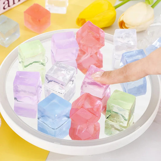 ❄️ Ice Cube Squishy